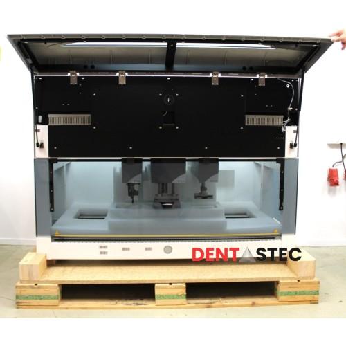 Tecan Fluent 780 Liquid Robotic Handling System