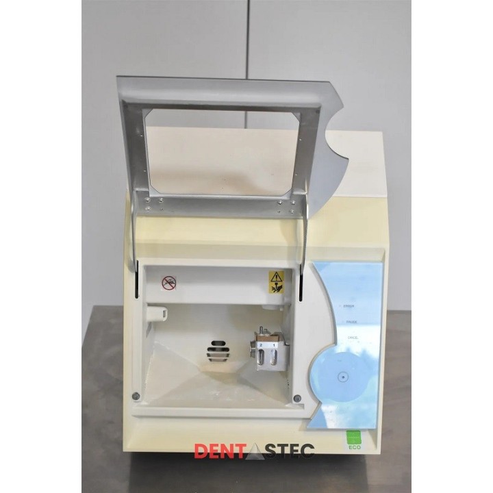 Used Roland DWX-4 Dental Milling Machine
