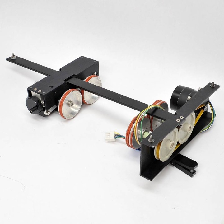 Epilog  Rim-Style Rotary Attachment for Helix Mini 18 or 24